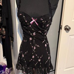 Doll Kill Sugar Thrillz PaddedBabydoll Black Floral Pink Rose Mini Dress M